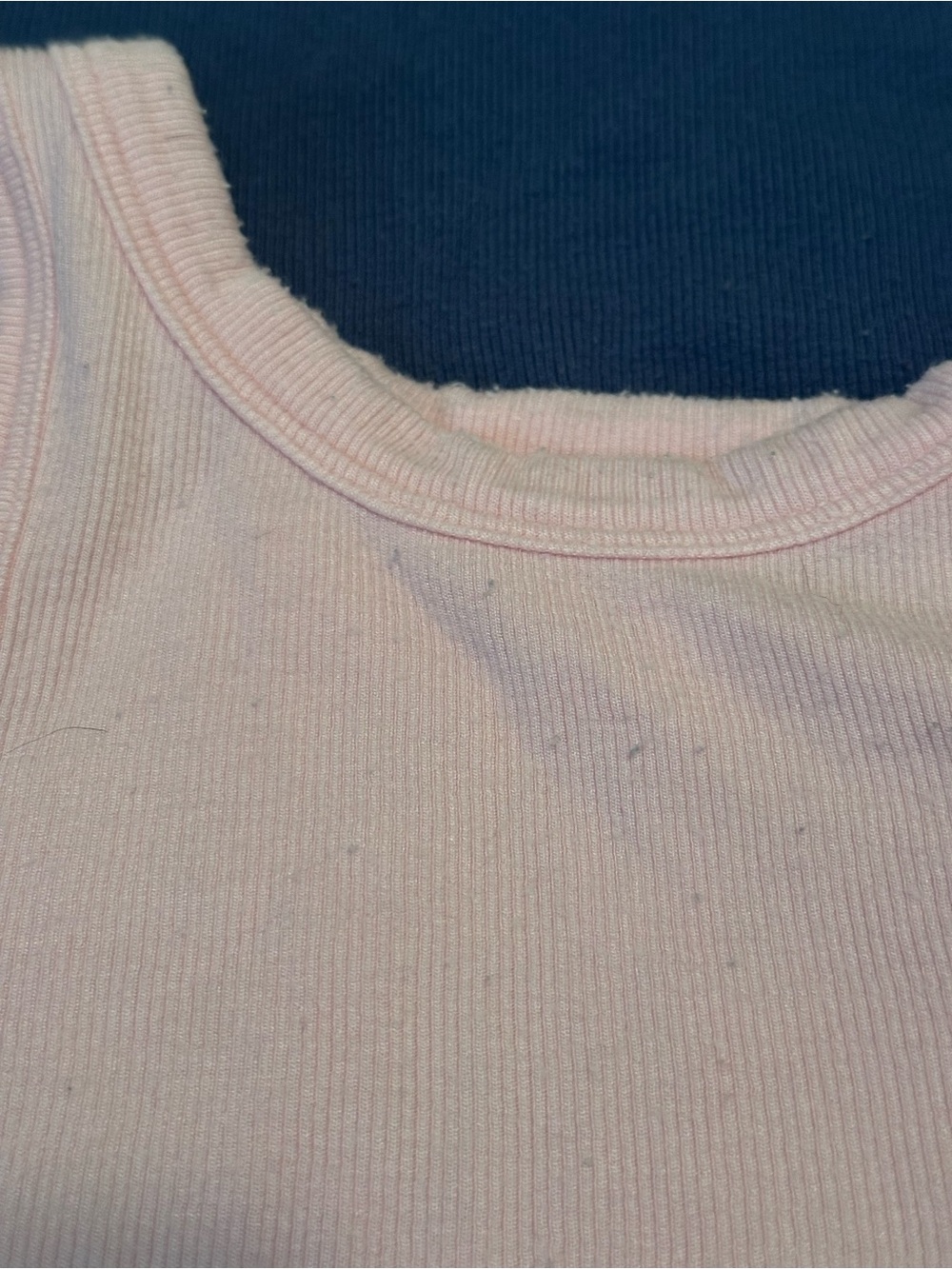 Bundle of Cropped Tanks - Picture 3 of 8